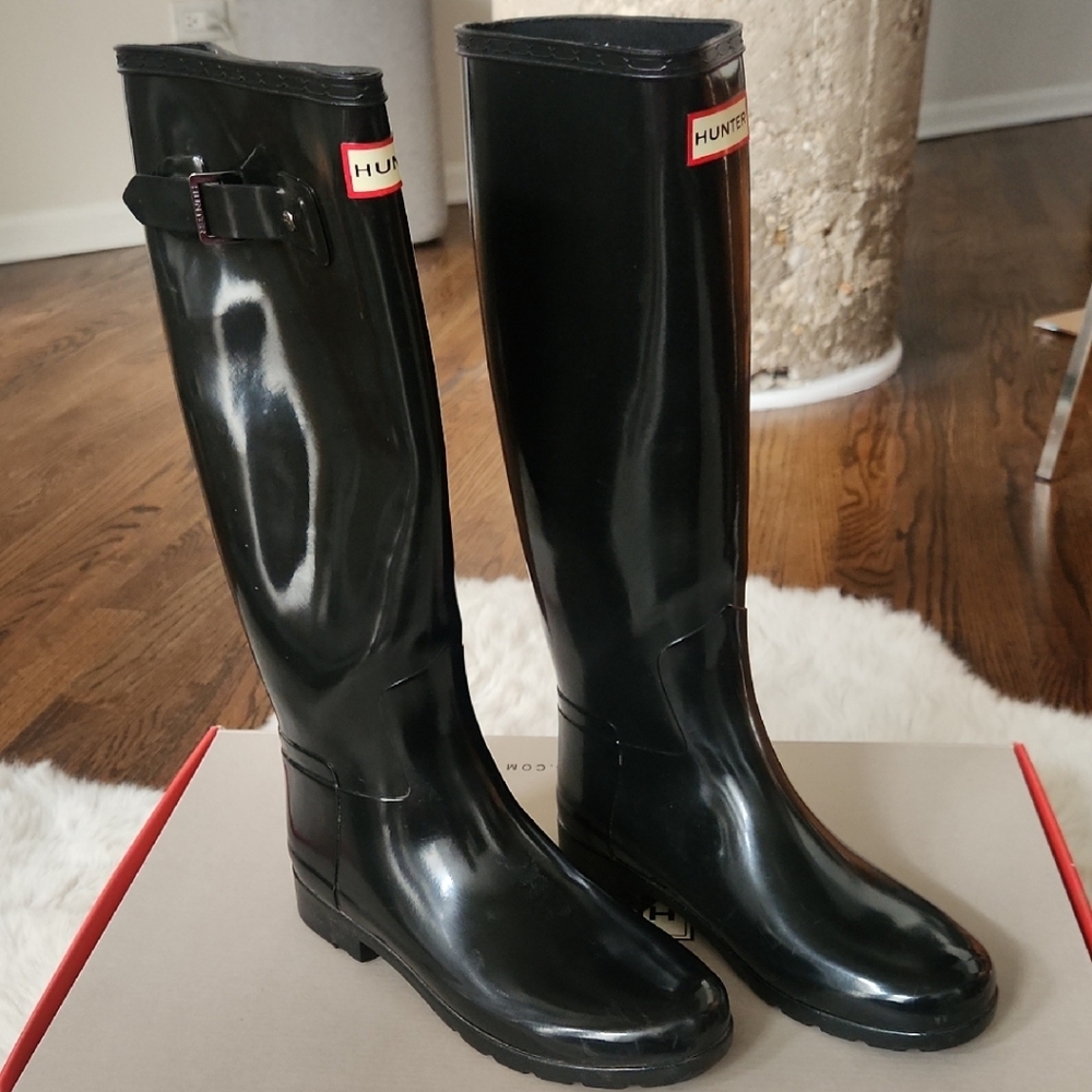 Hunter Glossy Black Rain Boots